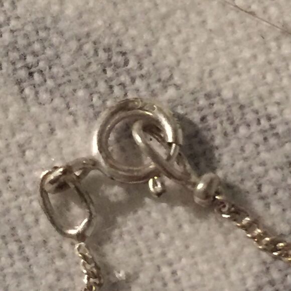 Purple beaded Sterling Silver Delicate Bracelet - Picture 4 of 4